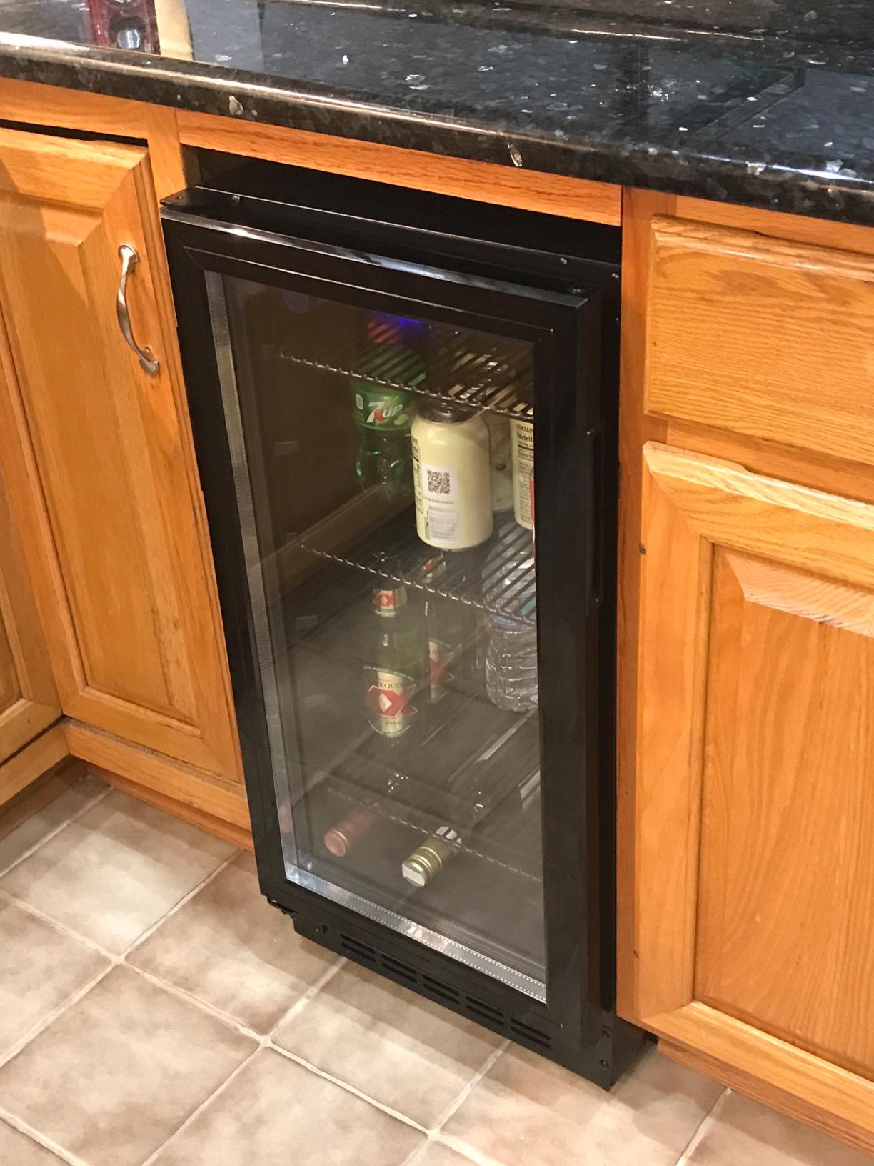 48/mo Finance EdgeStar BBR901BL 15 Inch Wide 80 Can Builtin