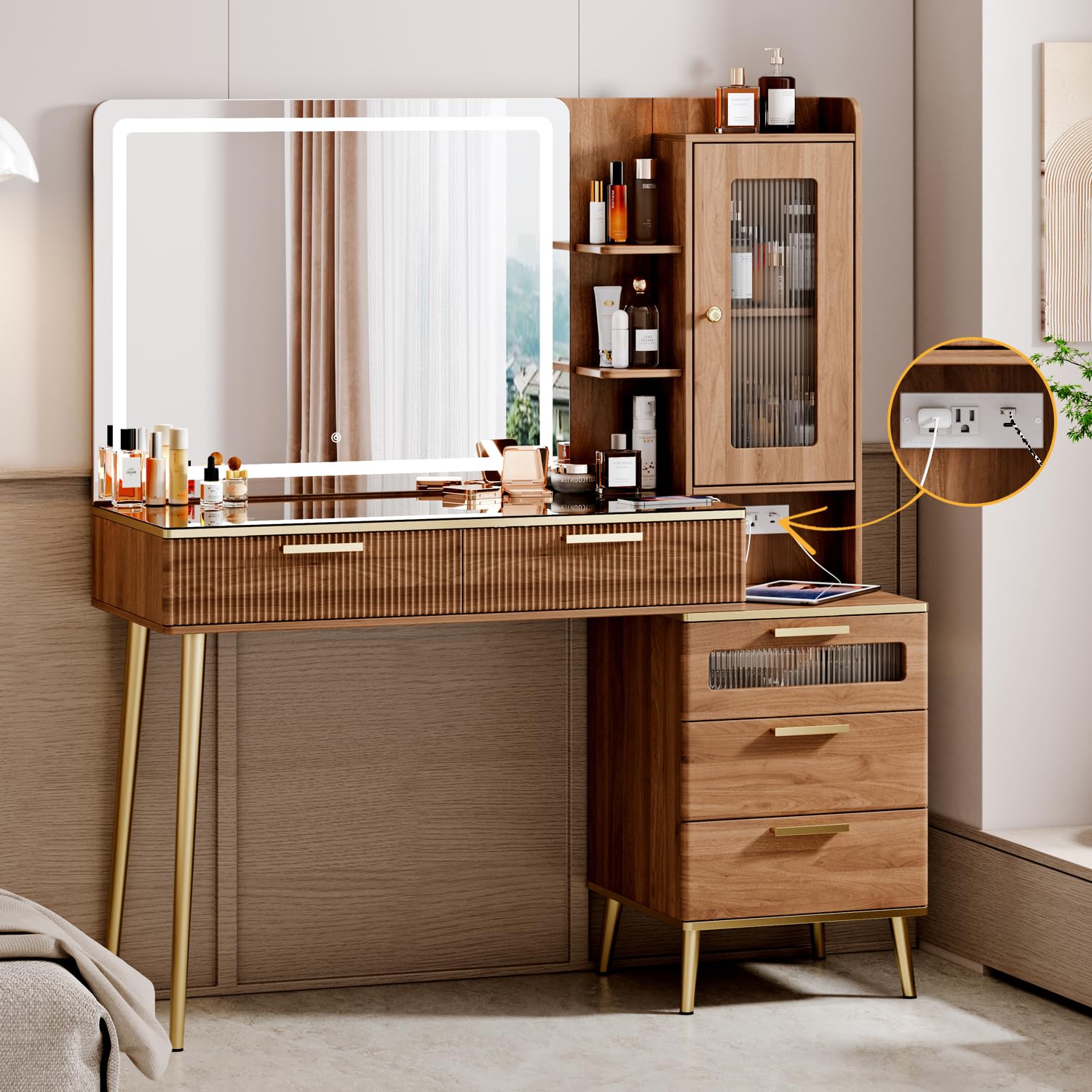 Photo 1 of ***Lights flicker ***
Arulvmrn Vanity Desk with 29.53" HD Lighted Mirror, 47.24" Big Modern Vanity Desk with Mirror and Lights, Makeup Vanity with 5 Drawers and Storage Shelves and Charging Station,Brown