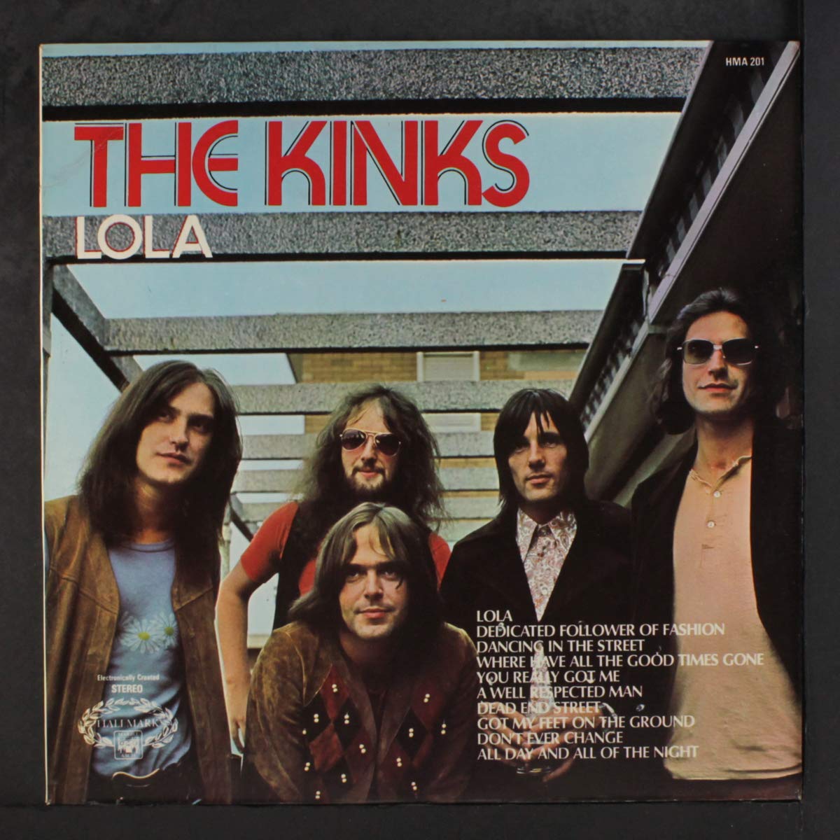 Kinks part one. Lola vs. Powerman