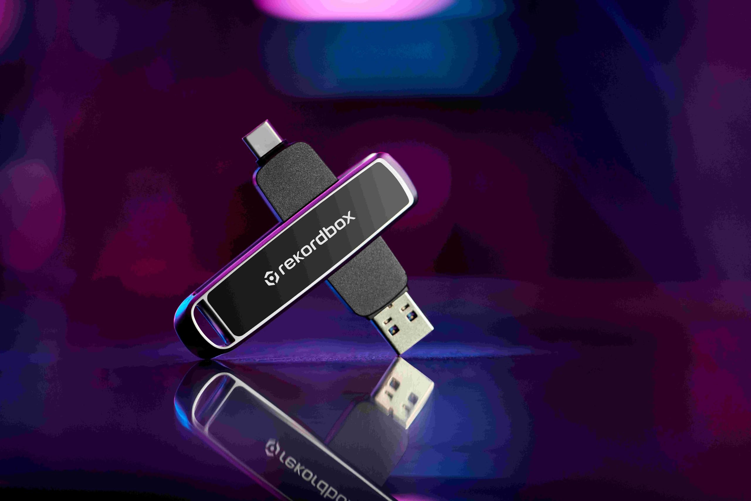 SanDisk 512GB DJ Flash Drive - Up to 1,000 MB/s Read Speed and 900 MB/s Write Speed, High-Performance, Dual Connector USB Type-C and USB Type-A Flash Drive - SDDDE1-512G-GR46