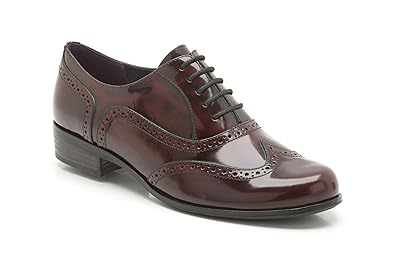 clarks hamble oak wine