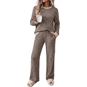 OFEEFAN Lounge Sets for Women Two Piece Fall Fashion Matching Sets Comfy Airport Travel Vacation Outfits with Pockets