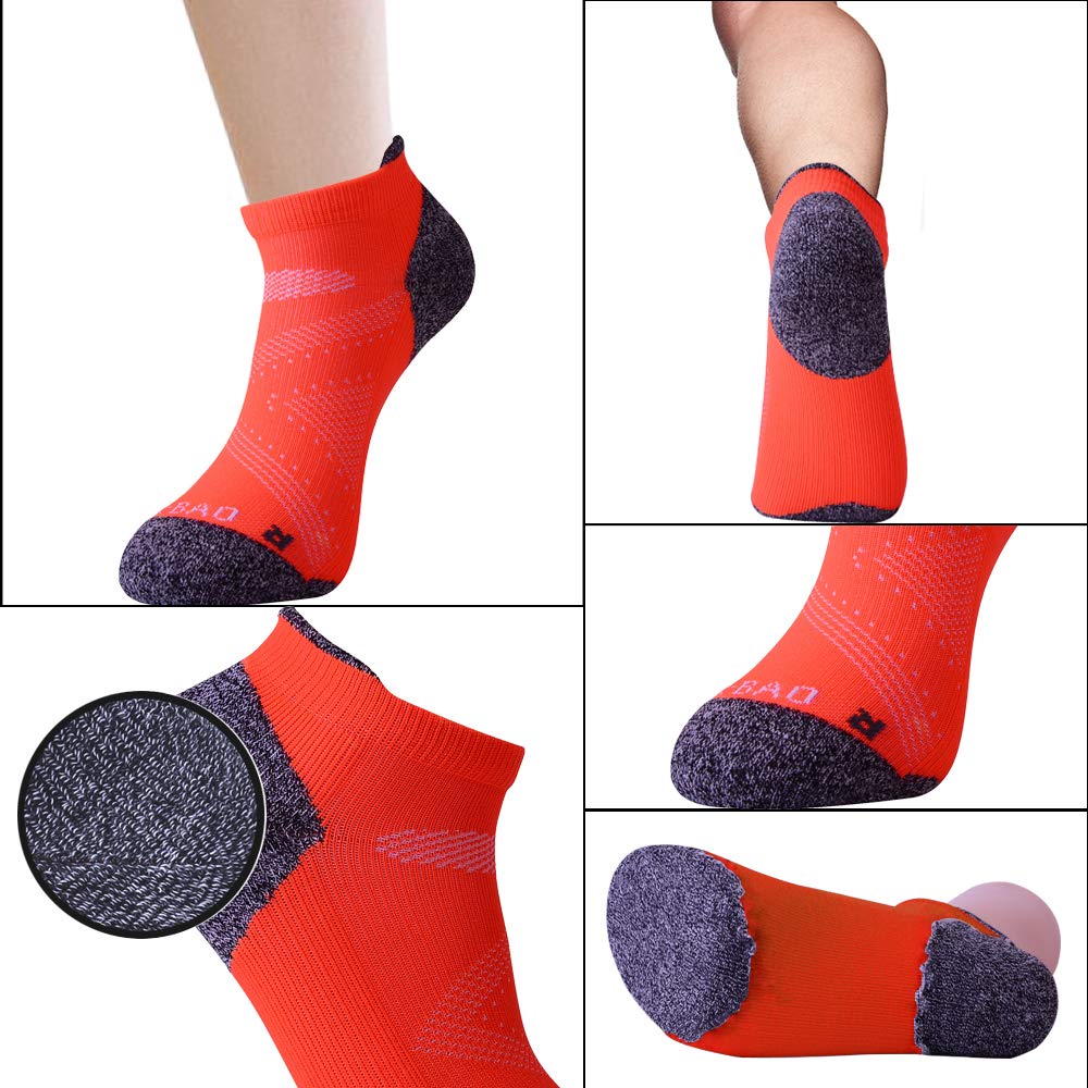 socks with l and r on them