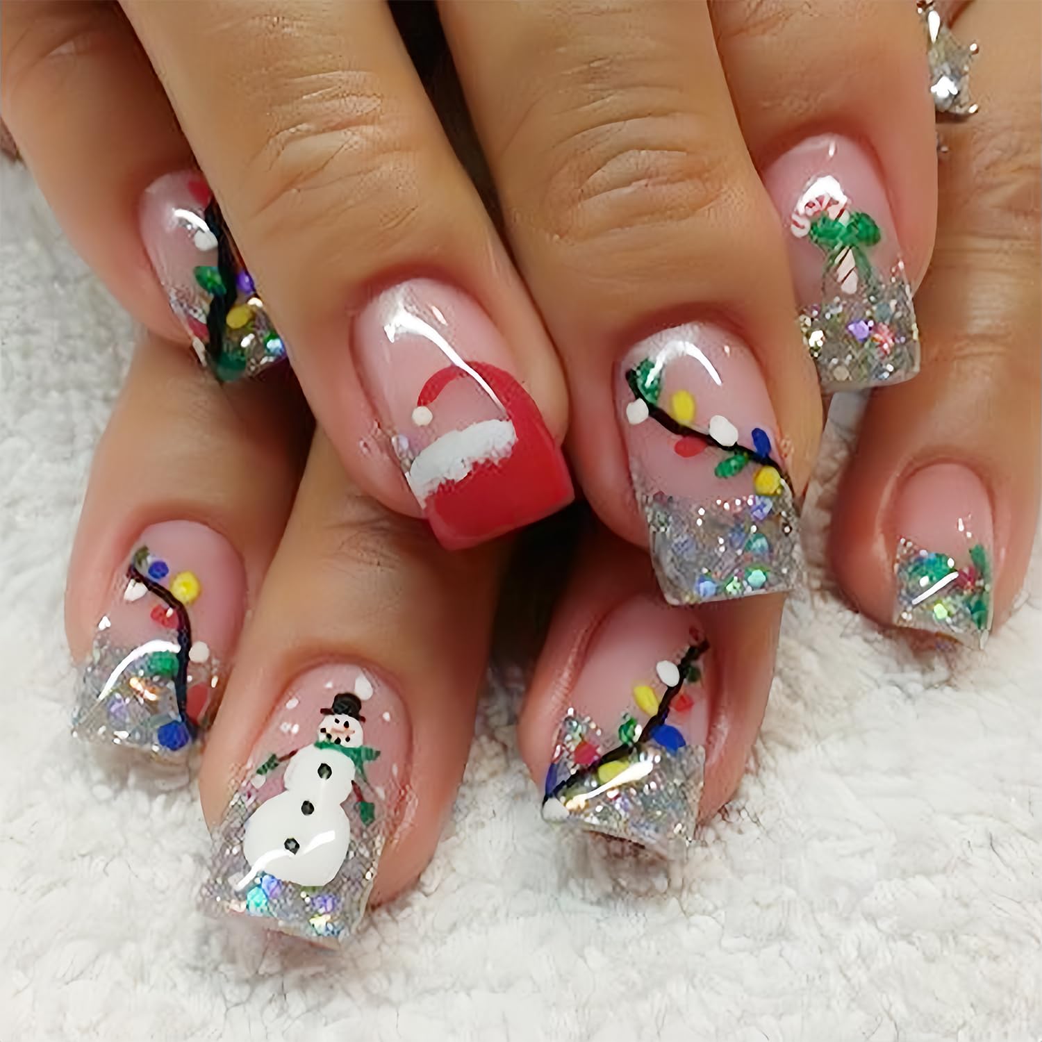 24Pcs Christmas Glitter Press on Nails Short Square Snowman French Tip Nude Design Fake Nails Xmas Cute Stick on Nails Winter Holiday Acrylic Glossy False Nails for Women and Girls Glue on Nails