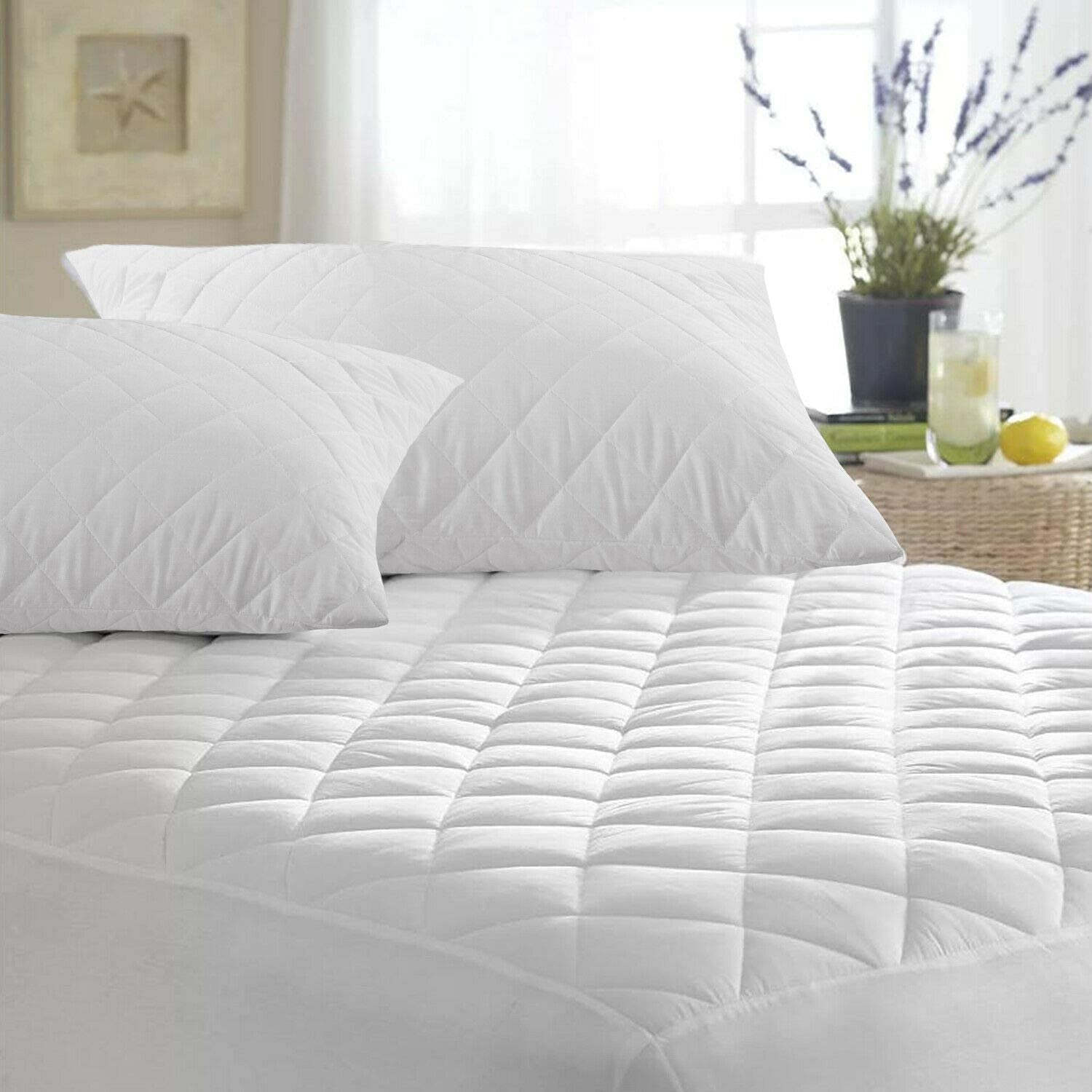 Luxury Quilted Mattress Protector Ultra Soft Extra Deep Fitted Pad Cover Hotel Quality Breathable Anti Dust Mite Bed Topper Double King Super King Size (White, Single)