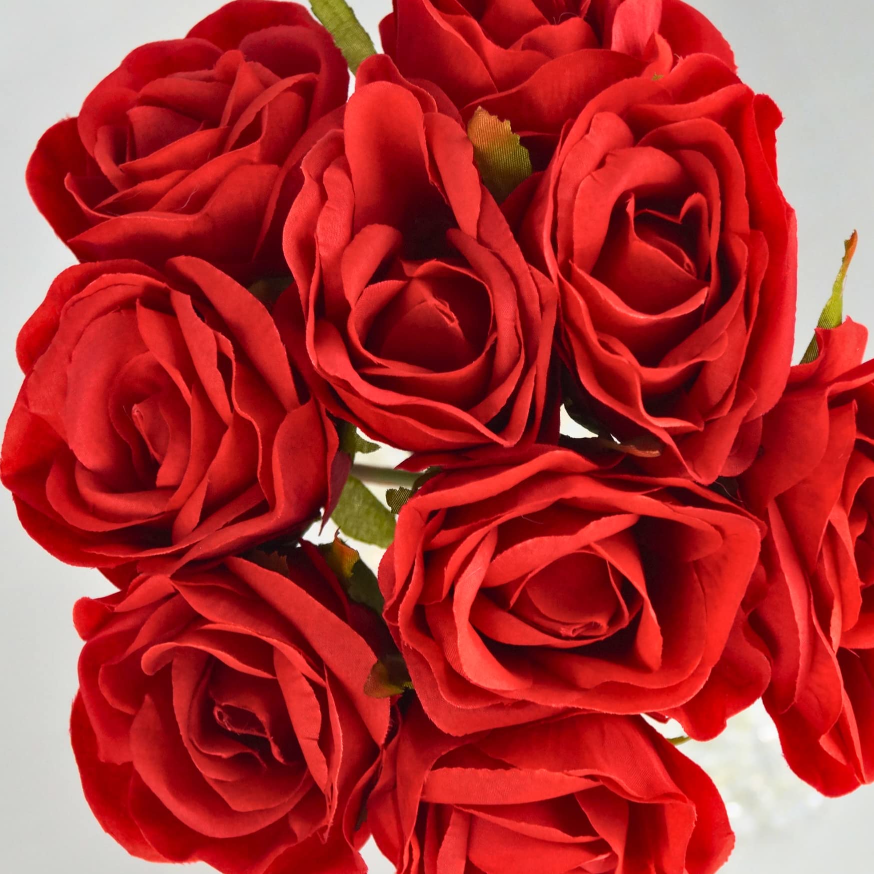 A1-Homes 27cm Bunch/Bundle of Artificial Roses - 9 Large Flower Heads - (1 Bunch, Red)