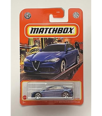 Amazon.com: Matchbox 2022 - 2016 Alfa Romeo Giulia - Blue - 26/100