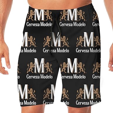 modelo swim trunks