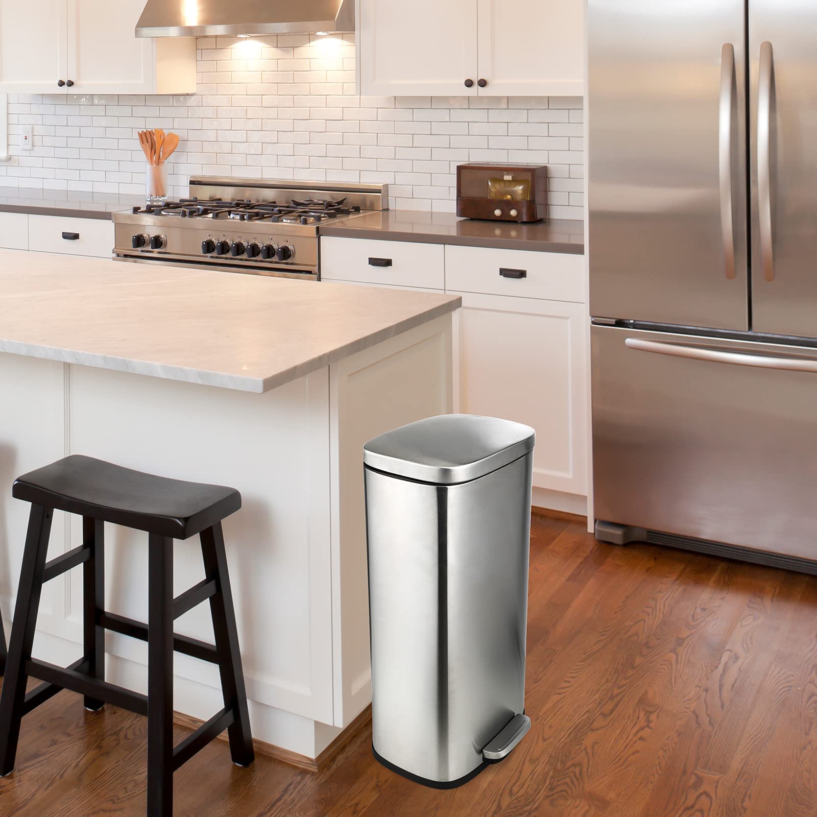 AthLike 8 Gallon Trash Can, 30L Stainless Steel Kitchen Garbage Can