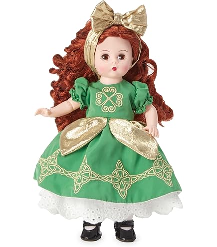 Amazon.com: Madame Alexander 8-inch Christmas Deer Collectible