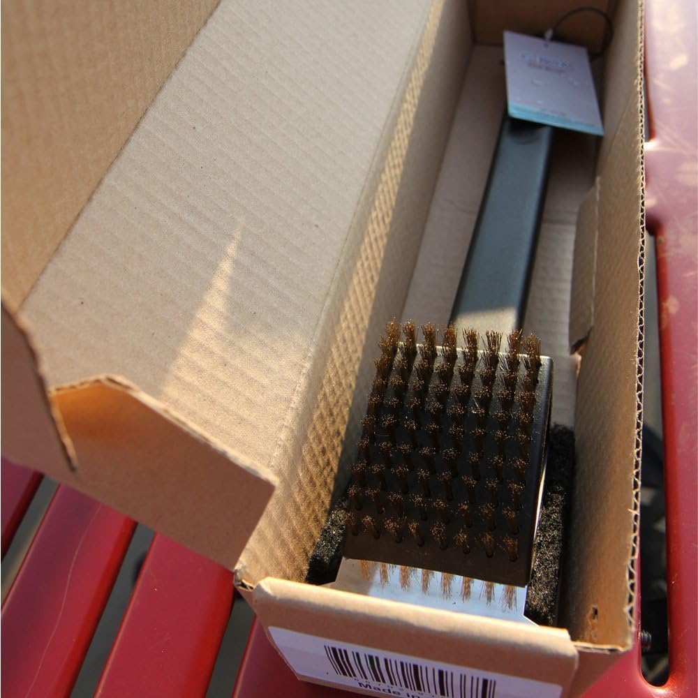 G-Box Grill Brush with Long Handle, 3 in 1 Barbecue Grill Brush Set, Convenient Scrub Pad, Tough Scraper and Thicker Bristles, for Charcoal, Gas, Electric and Infrared Outdoor BBQ Grill : Garden & Outdoor