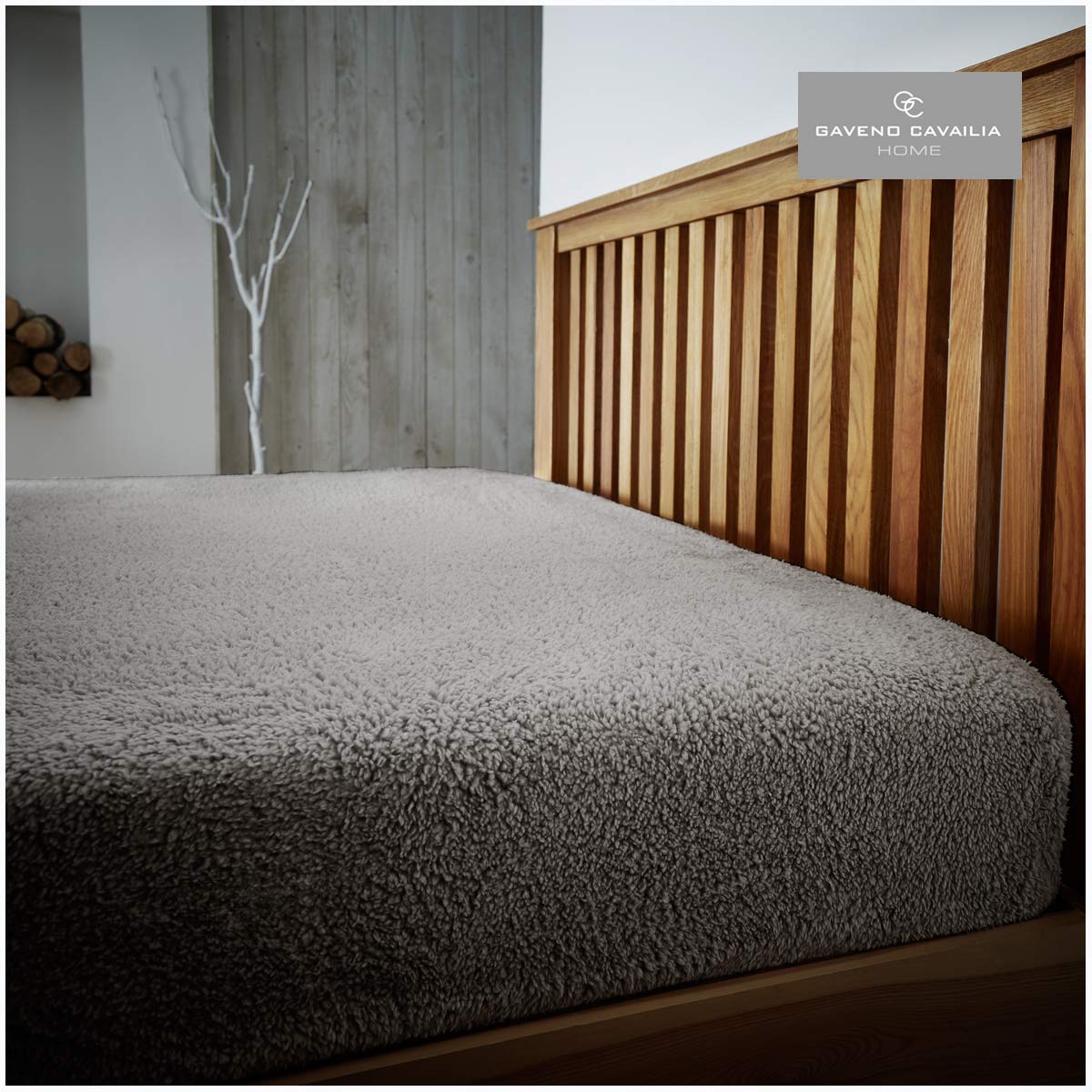 GC GAVENO CAVAILIA Easy Care Luxury Fleece Teddy Fitted, Soft & Cosy Sheet Thermal Warm Fluffy Bedding, Single size, Polyester, Plain-Silver