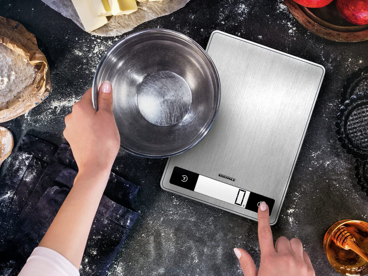 Soehnle Page Electronic Professional Digital Household Kitchen Scales Silver Weight up to 15 kg with 1 g Accuracy Scales with Patented Sensor Touch Function incl. Batteries