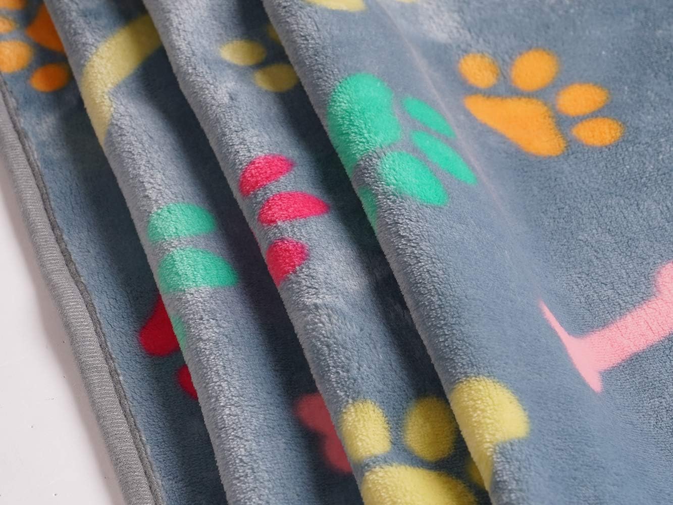 Luciphia 1 Pack 3 Blankets Super Soft Fluffy Cute Bone Pattern Pet Blanket Flannel Throw for Dog Puppy Cat Light Grey Small: Home & Kitchen