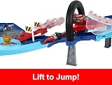 Mattel Disney Cars GRC Jumping Raceway Playset with Lightning McQueen & view 3