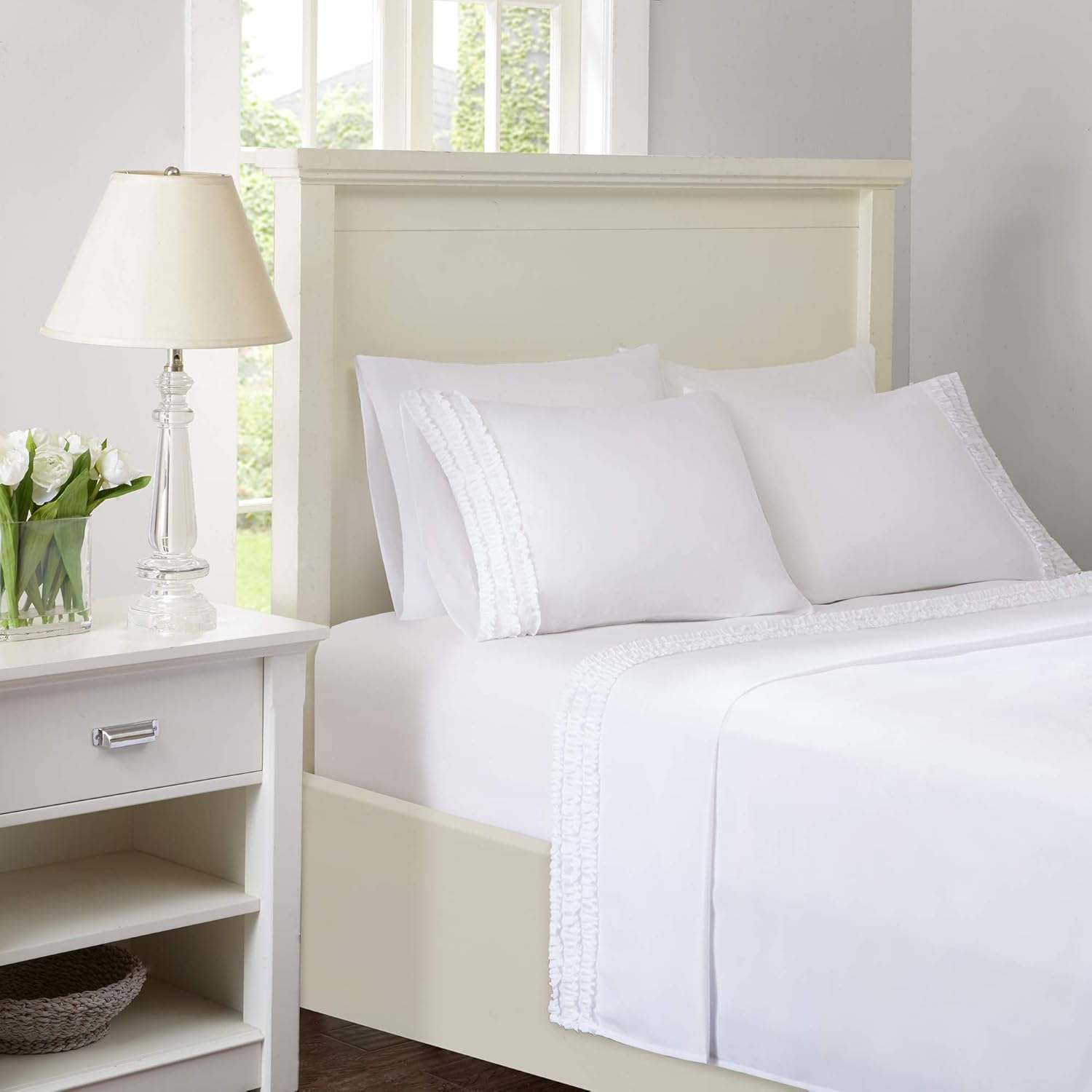 Intelligent Design Ruffled White Sheet Set Cottage Country Bed Sheets Twin Bed Sheets Set 4 Piece Include Flat Sheet Fitted Sheet 2 Pillowcases Id20 988 Amazon Ca Home Kitchen