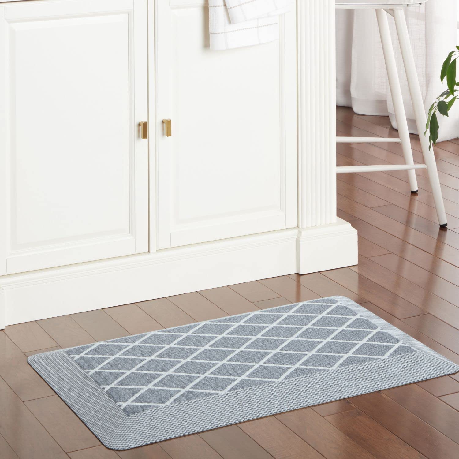 Martha Stewart Miles Modern Diamond Anti-Fatigue Air-Infused Kitchen Mat, Blue, 19.6