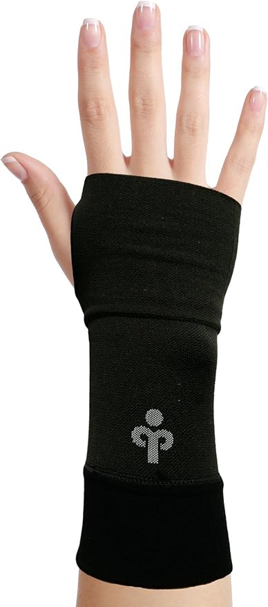 Amazon.com: iperson cobre soporte de muñeca manga Brace de recuperación de compresión para dolor esguinces del túnel carpiano noche tiempo muñequera computadora de trabajo muñeca proteger, S, 1: Health \u0026 Personal Care