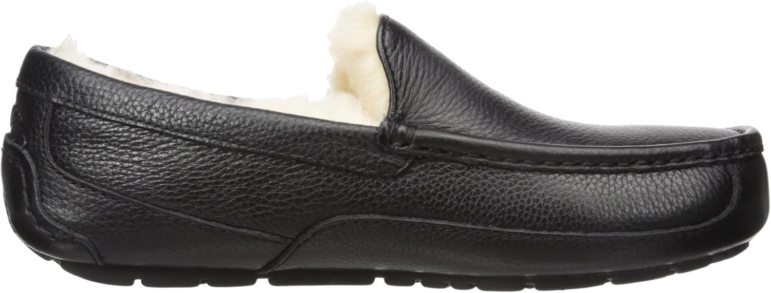 | UGG Men's Ascot Slipper | Slippers