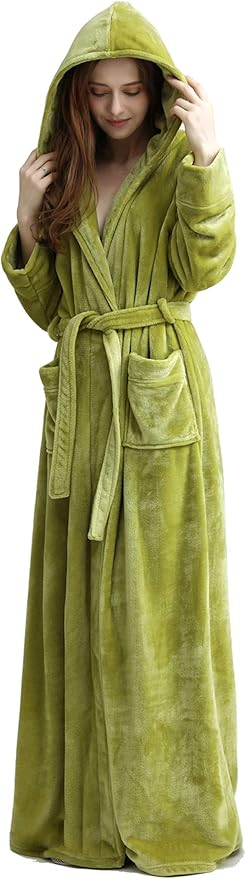 hooded fluffy dressing gown