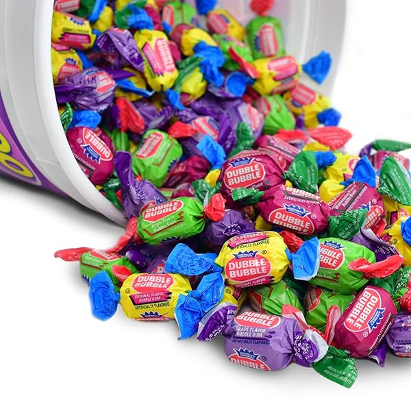 TOOTSIE ROLL DUBBLE BUBBLE GUM – 300 COUNT RESEALABLE TUB OF INDIVIDUALLY WRAPPED FRUIT AND BUBBLE GUM – ORIGINAL, WATERMELON, APPLE AND GRAPE FLAVORS – PEANUT AND GLUTEN FREE, 47.6 OUNCE