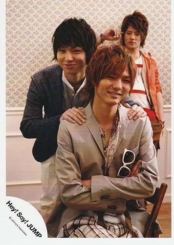 Amazon 伊野尾慧 薮宏太 岡本圭人 Hey Say Jump 公式生写真 伊野尾薮カメラ目線 アイドル 芸能人グッズ 通販