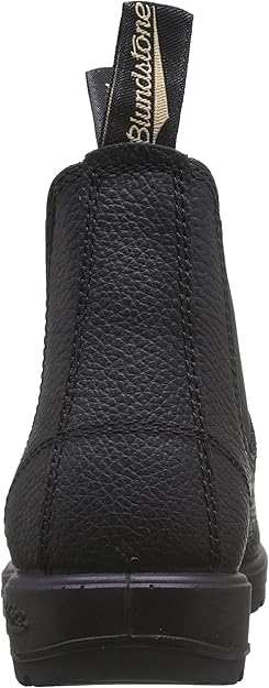 pebbled black blundstones
