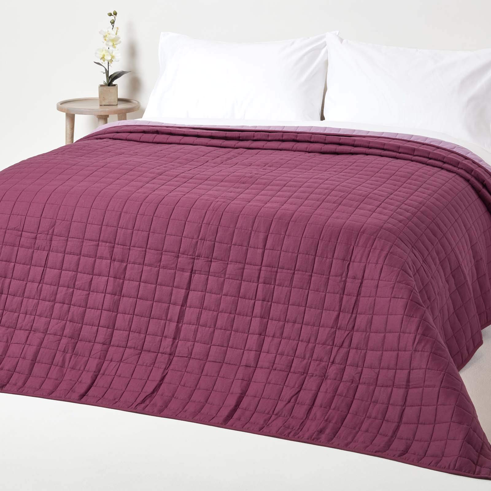 HOMESCAPES - 100% Cotton Reversible Twin Colour Quilted Bedspread Throw - Damson Purple & Heather - Double 200 x 200 cm - Washable Bedding Sofa Throw