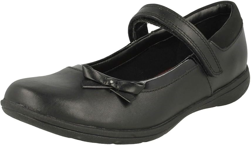 clarks school shoes uk
