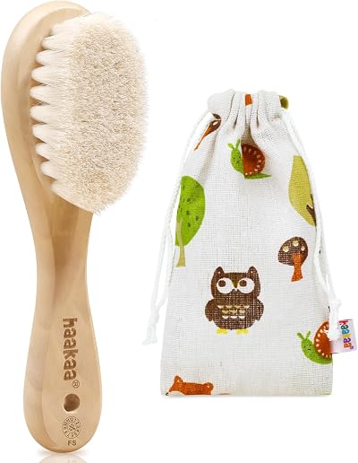 haakaa Wooden Baby Hair Brush Natural Wool Bristles in Carry Pouch