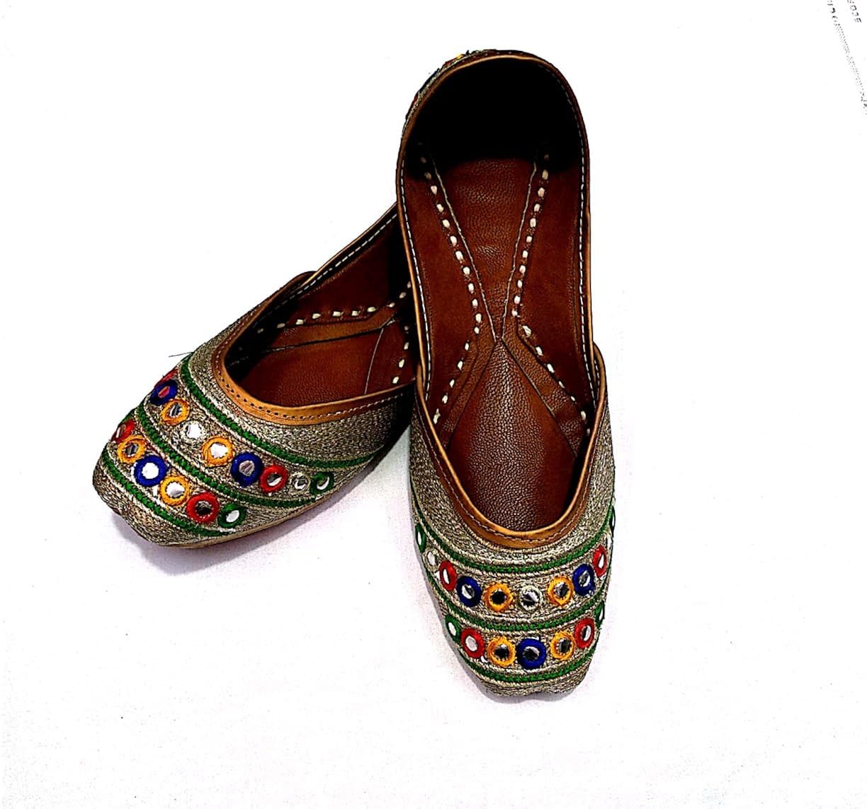 noor enterprises women's silver leather punjabi jutti