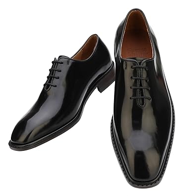 wholecut derby shoes