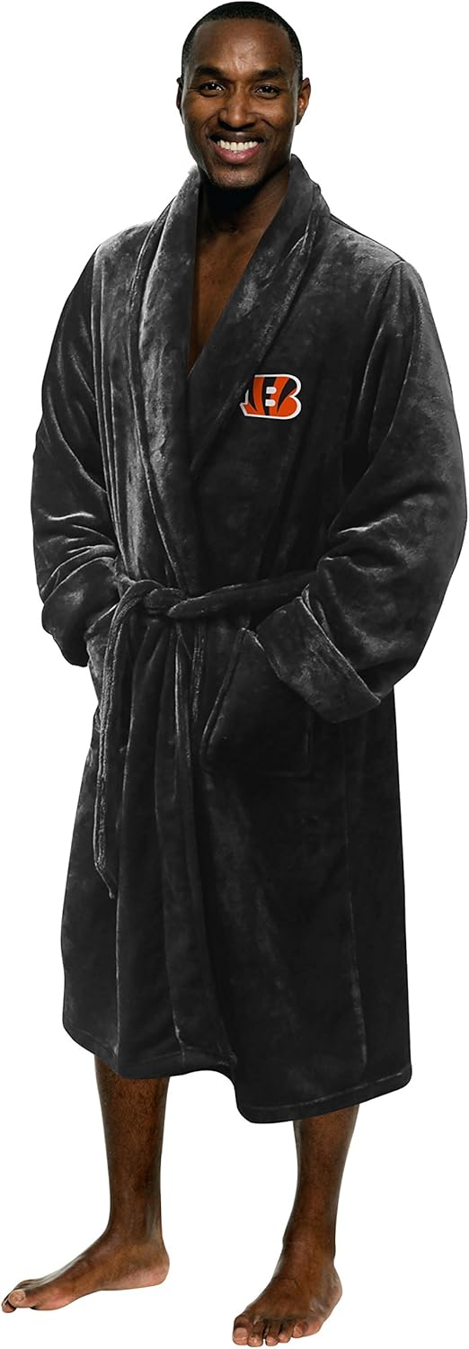 Officially Licensed NFL Men's Silk Touch Lounge Robe: Clothing