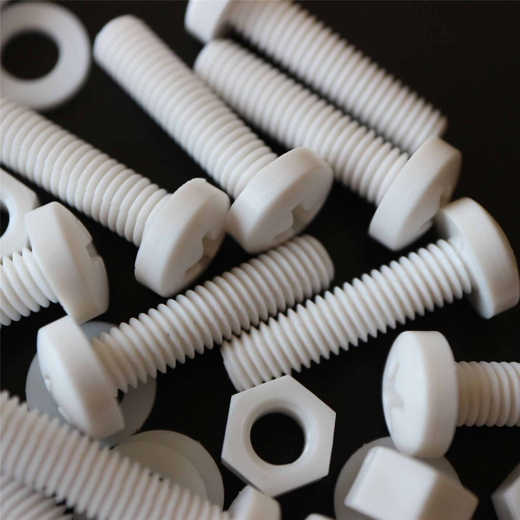 20 x White Pan Head Screws Polypropylene (PP) Plastic Nuts and Bolts, Washers, M5 x 20mm