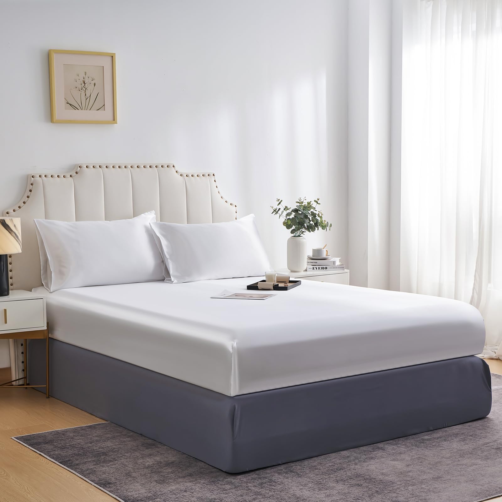 JHCHMX King Fitted Sheet White, Deep Pocket (35cm) Soft Polyester Satin Bed Sheet, Wrinkle Resistant & Silky Smooth Easy Care Bedding for King Bed