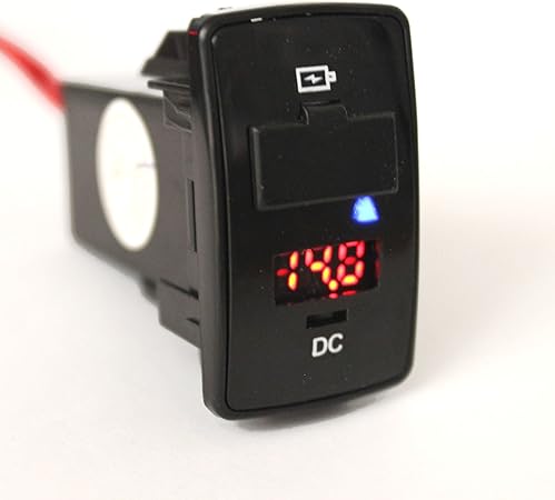 Amazon Co Jp ホンダ車 専用 Honda 純正風 充電用usbパネル 電圧計付き Usb Cq Usb 2 0規格準拠 充電ポート 電圧計メーター 車 バイク