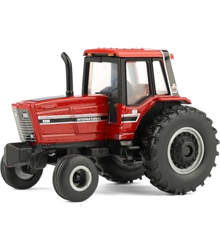 ERTL 1/32 International Harvester 1486 Wide Front w/Cab 44287