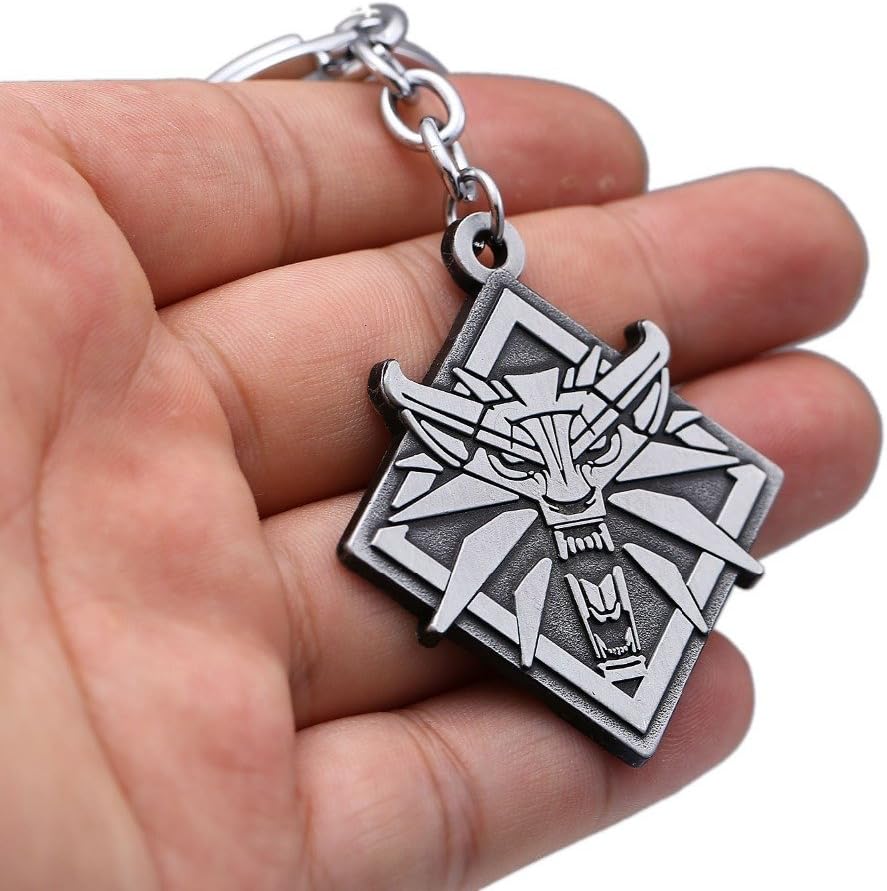 DoubleChin Witchr 3 - Wolf Head Keychain, Gray - Image 3
