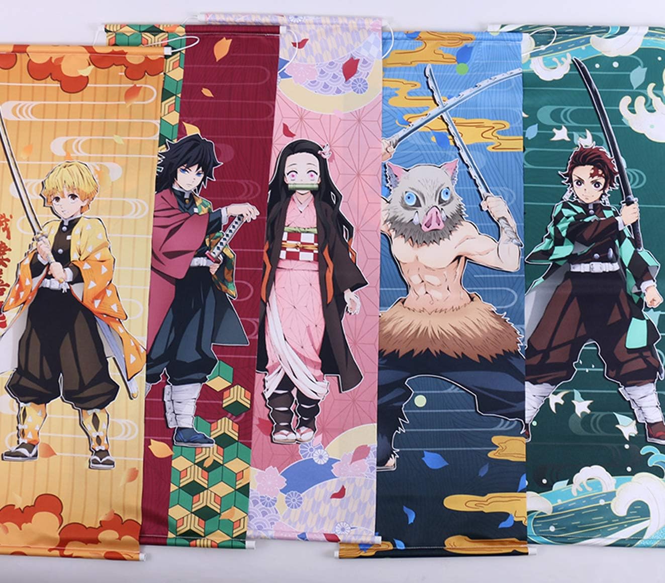 Amazon Co Jp ミニタペストリー 掛ける絵 可愛い グッズ ポスター 掛け軸 巻物 漫画 軸物 壁掛け プレゼント 贈り物 部屋飾り人気 アニメ 萌えグッズ ステッカー ポスター おしゃれ壁掛け 壁飾り ホビー