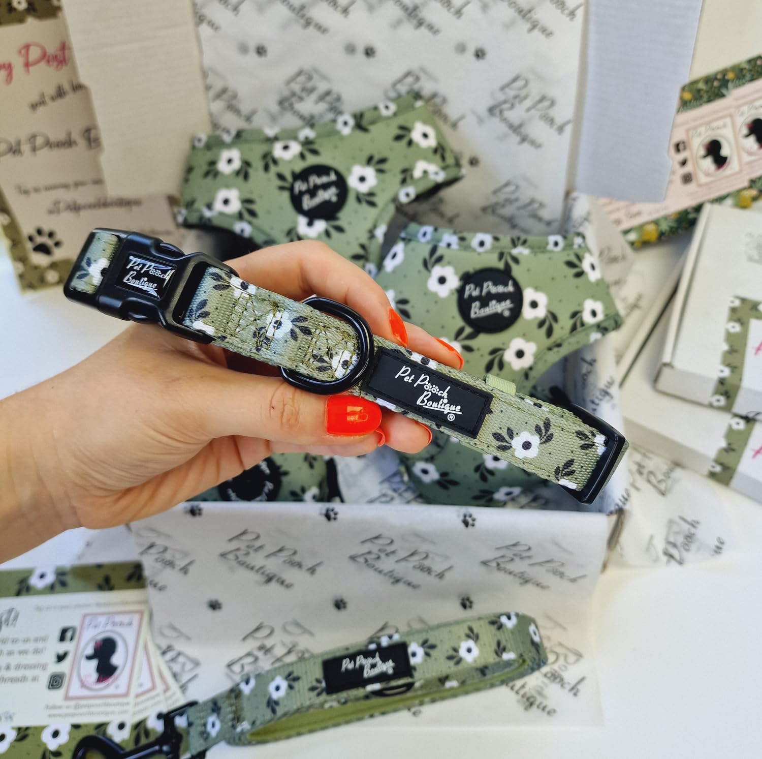 GREEN MEADOW DAISY DOG COLLAR L