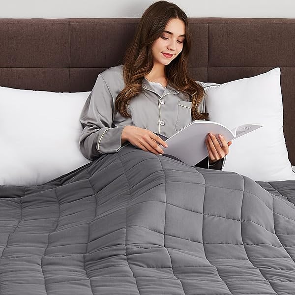 CUTEKING WEIGHTED BLANKET FOR ADULTS (15LBS, 48″X72″, FULL, GREY) HEAVY BLANKET FOR 140-150LBS, WEIGHTED BLANKET FOR COOLING & HEATING WITH PREMIUM GLASS BEADS, SOFT THICK BLANKET FOR ADULT ALL-S