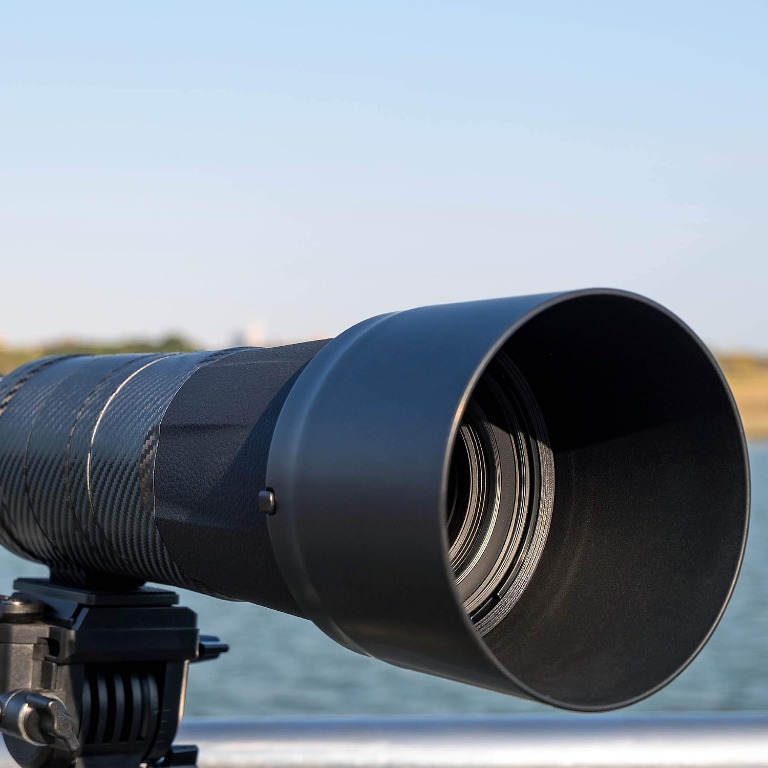 JJC Bayonet Lens Hood for Canon RF 800mm f/11 IS STM & Canon RF 200-800mm f/6.3-9 IS USM Lens on Canon EOS R R5 R6 RP DSLR Camera - Image 4