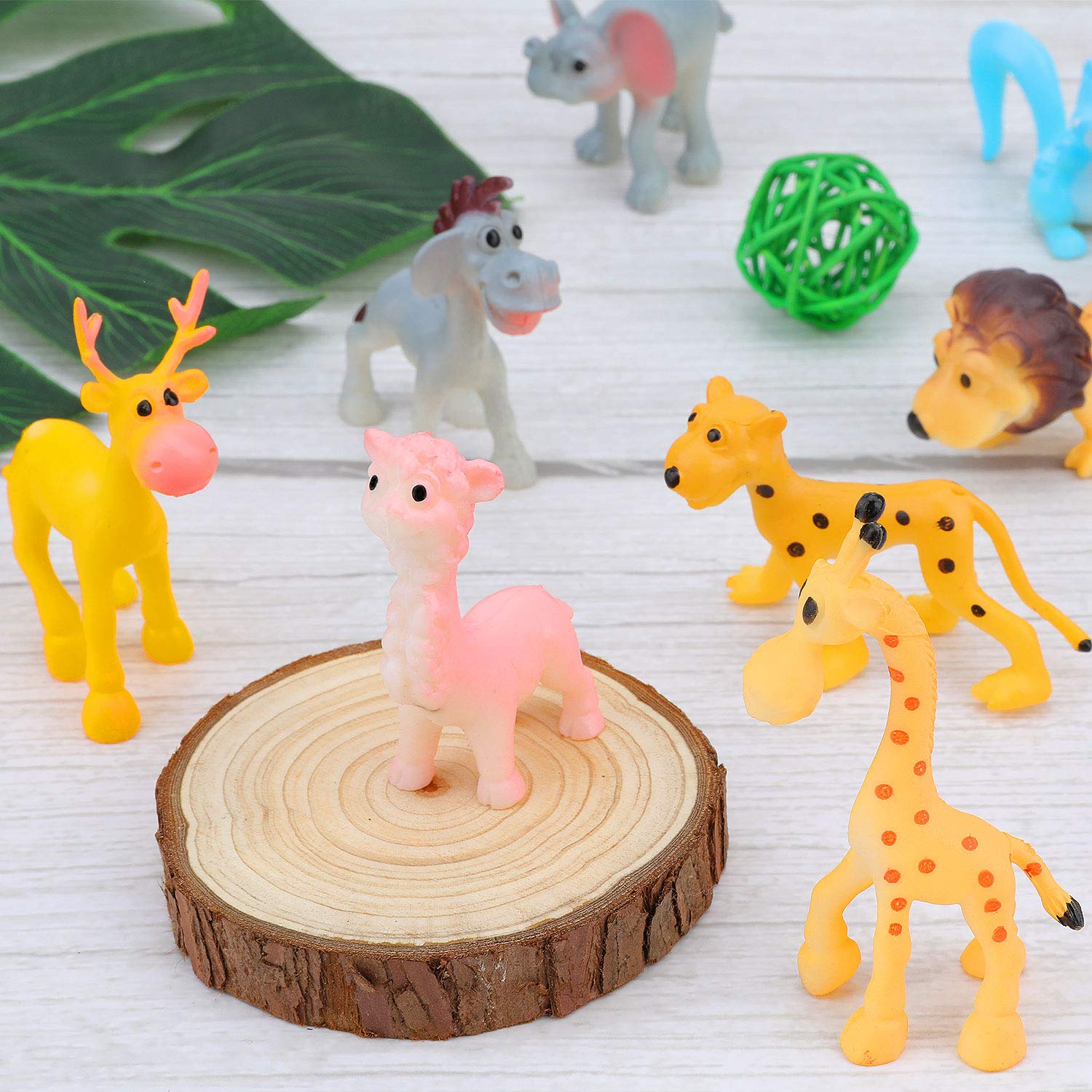 OOTSR 24Pcs Mini plástico Animales de Granja y Animales Salvajes de la Selva Juguetes Figuras OOTSR 24Pcs Mini plástico Animales de Granja y Animales Salvajes de la Selva Juguetes Figuras