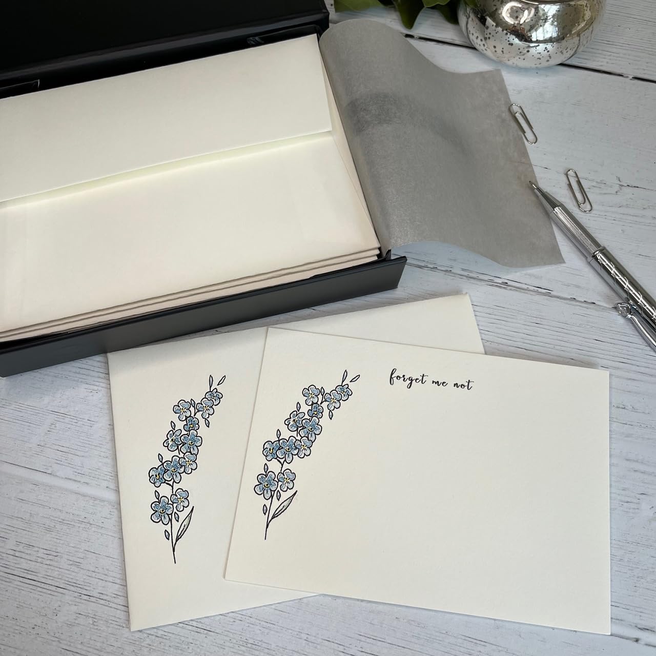 Wagtail Designs Notelets with a Forget Me Not Illustration in a Lovely Black Box with Ribbon (Choose 10 or 20 Cards with envelopes) (20)