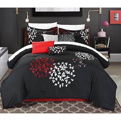 Amazon Com 8 Piece Traditional Jet Black Comforter