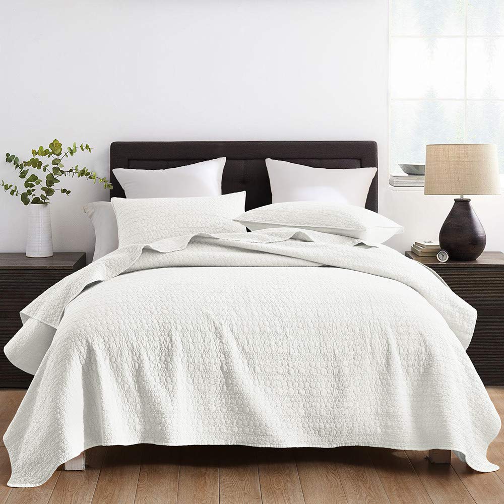 HORIMOTE HOME Quilt Set Queen Size White, Classic Geometric Spots Stitched Pattern, Pre-Washed Microfiber Chic Rustic Look, Ultra Soft Lightweight Quilted Bedspread for All Season, 3 Pieces