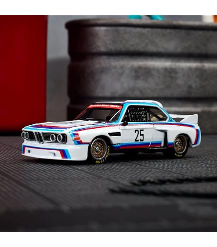 Amazon.com: Hot Wheels 2016 BMW Series 1973 BMW 3.0 CSL Race Car