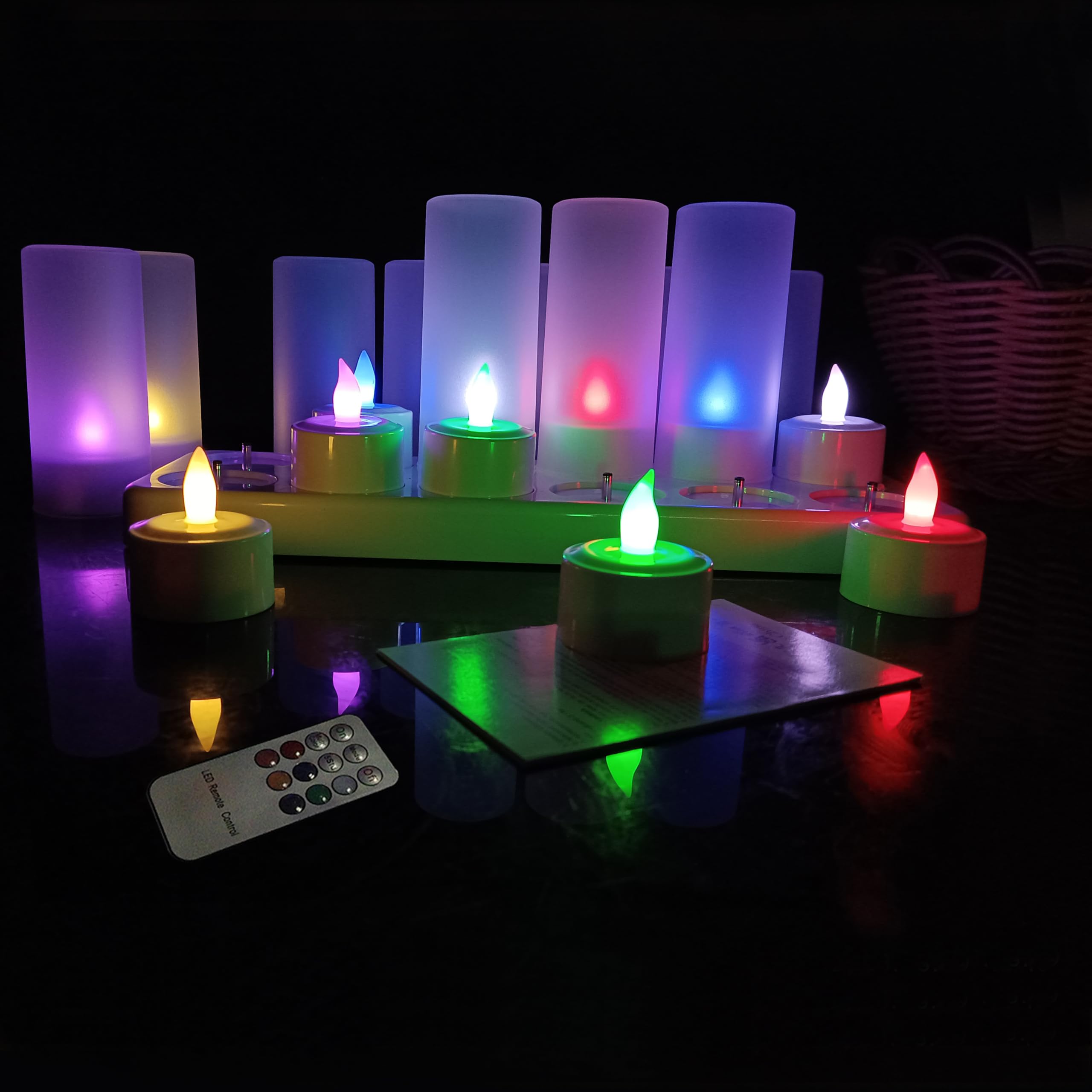 QSPORTPEAK Colour Changing Rechargeable LED Tea Lights with Remote Control,Flameless Tea Lights,USB Candle with Charging Station,for Christmas Halloween Party Wedding,Multicolour,12pcs