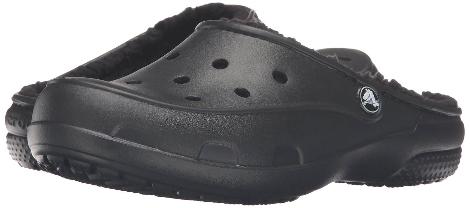 crocs women's freesail plushlined clogs