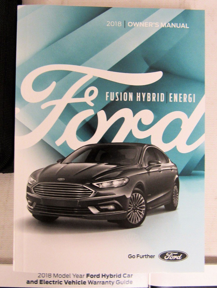 2018 Ford Fusion Hybrid Energi Owners Manual Guide Book Set With Case:  Amazon.com: Books